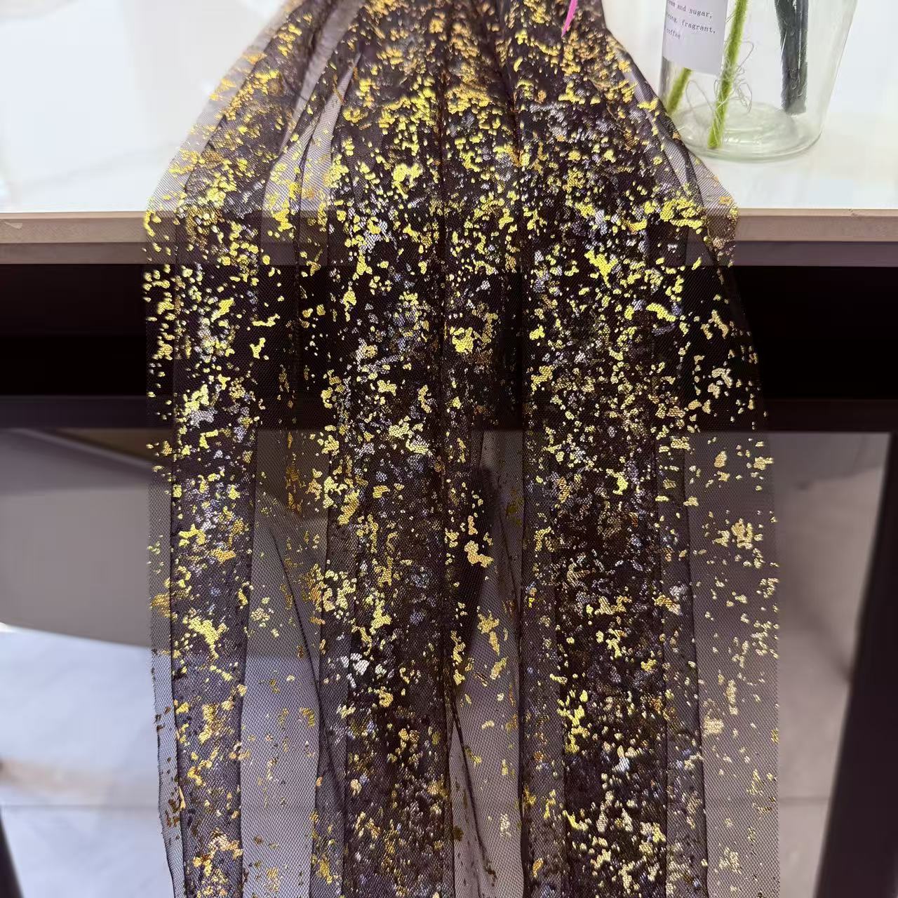 Table Runner Sequin - Chemin de table noir et or