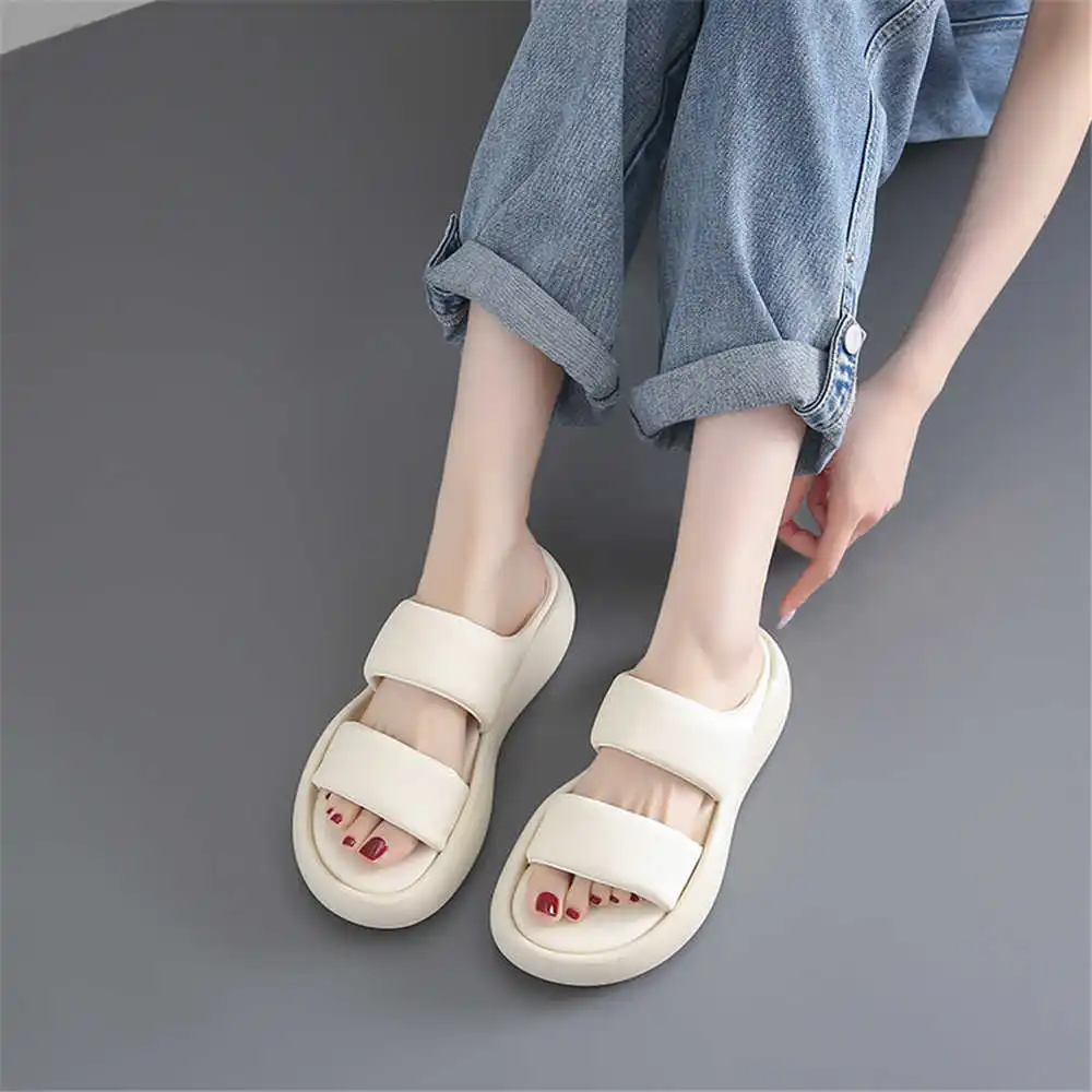 Chaussures d'été à bandes pour - Wedding Supply Outlet avis et prix